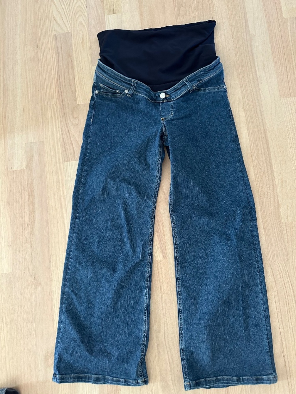 Ilouity maternity denim